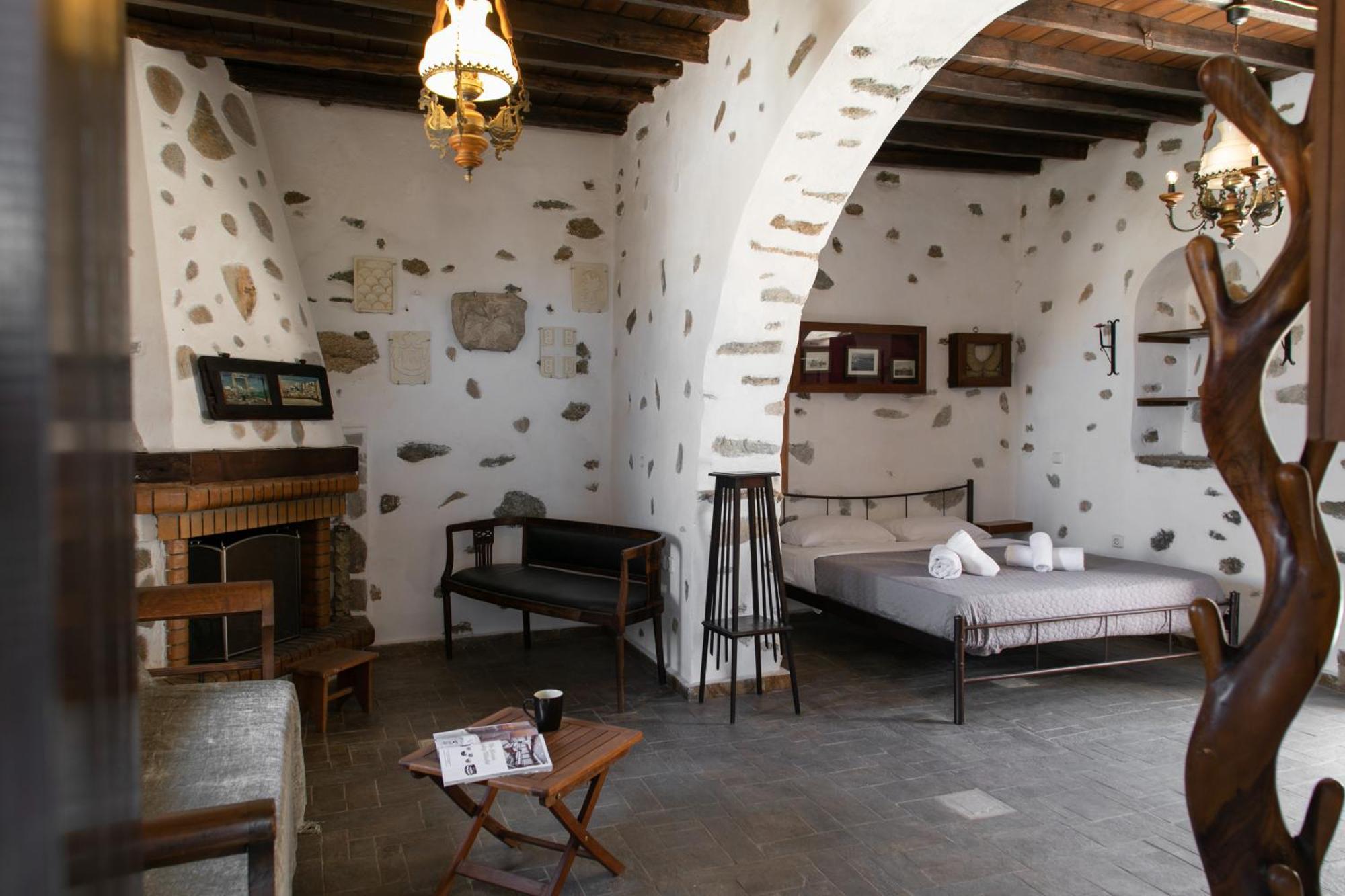 Themed House "Castle Halaros" View 17Th Century Villa Glinado Naxos Ngoại thất bức ảnh